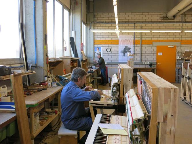 德国名琴赏析 德国赛乐尔工厂-2013年4月15日摄_王焱钢琴艺术培训论坛